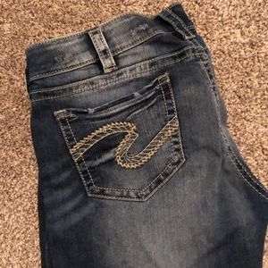 Silver Jeans - Tuesday Capri